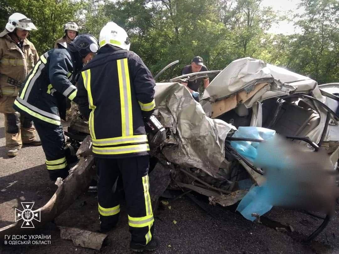 25-річний чоловік загинув внаслідок аварії під Одесою (фото)