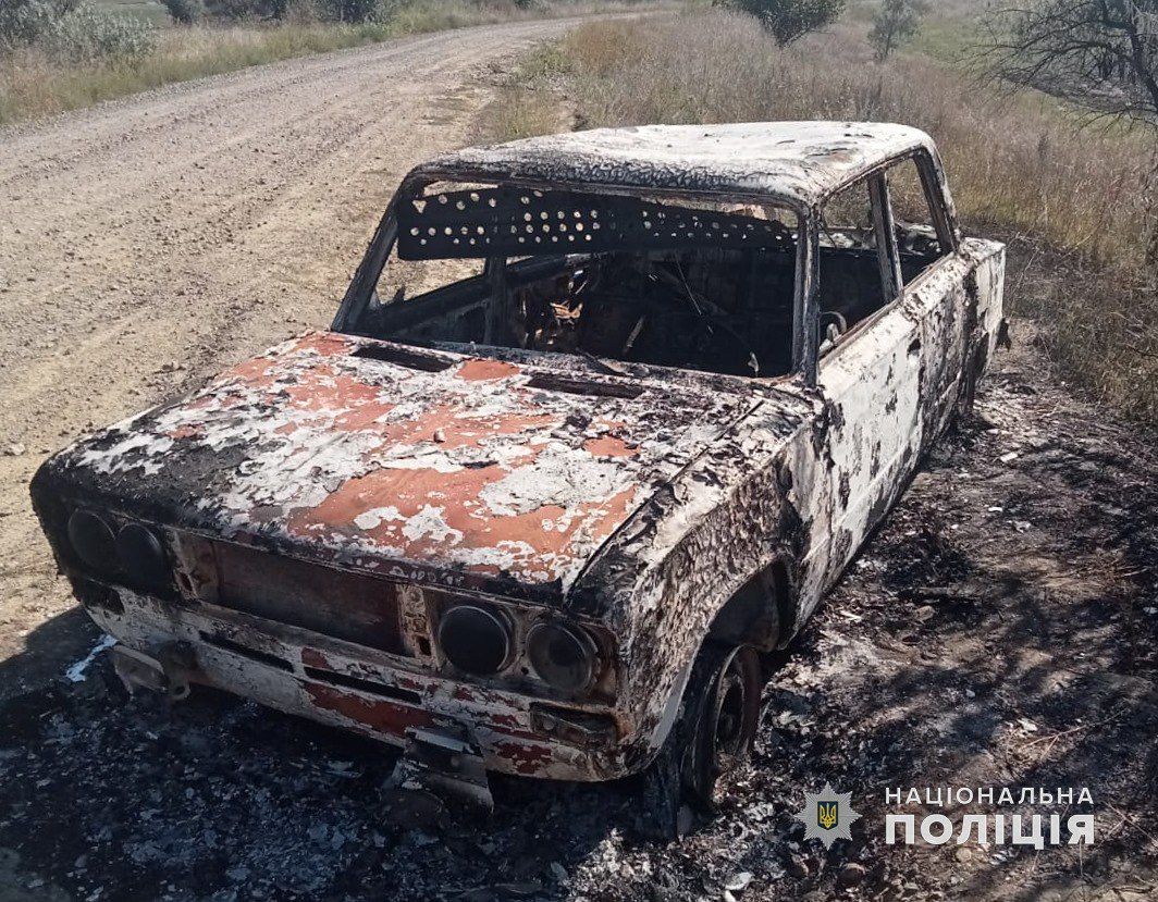 На Одещині підліток пограбував односельця і спалив його авто