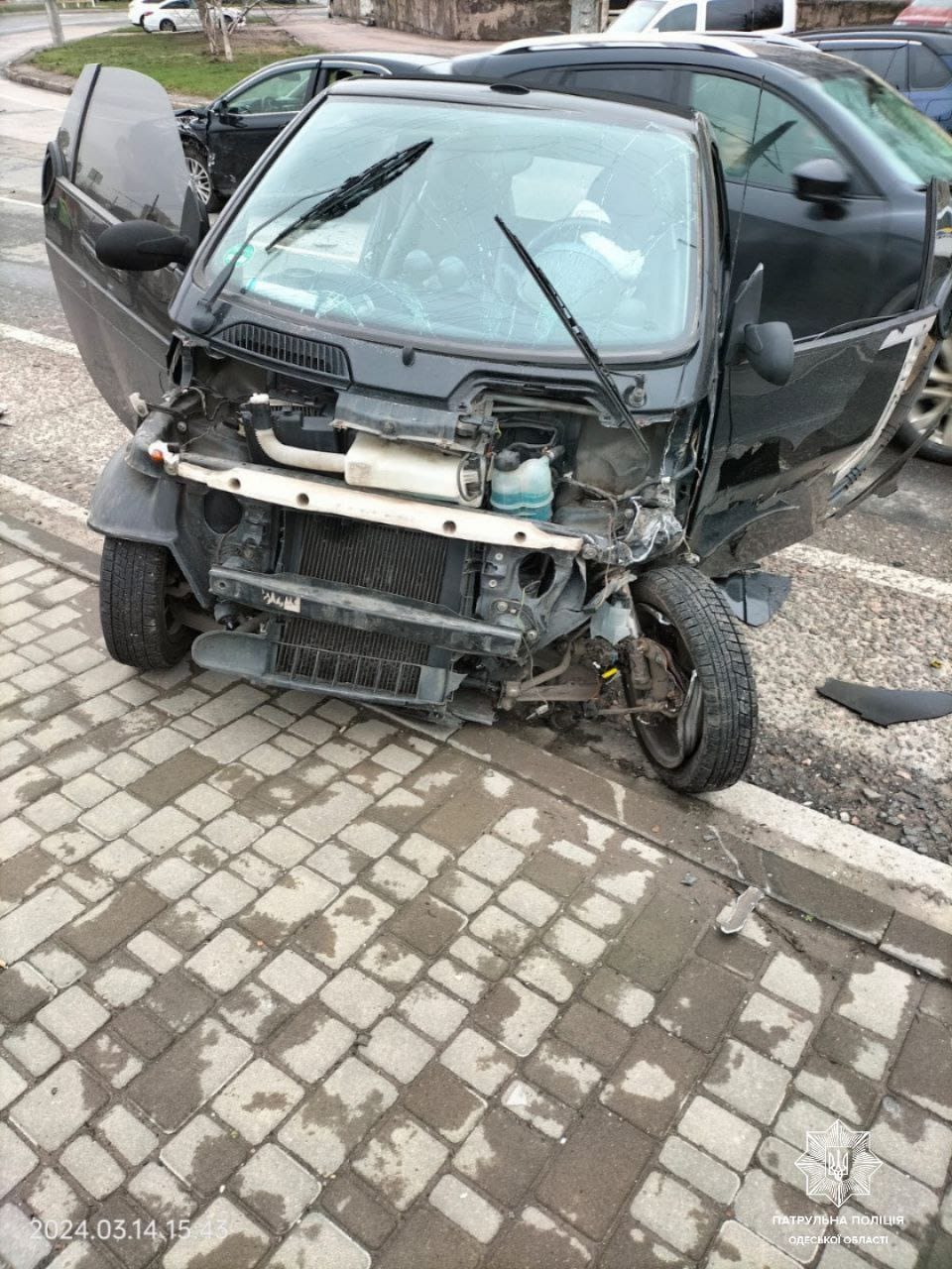 На Люстдорфській сталася аварія, внаслідок якої травмувалися два водія